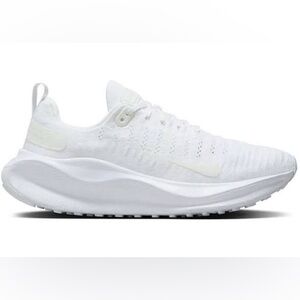 NIKE INFINITYRN 4